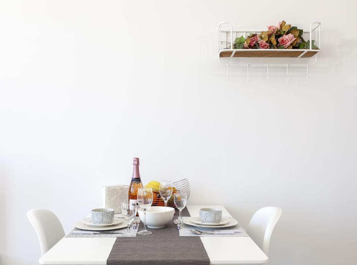 Fedias Luxury Flat Psyrri Square Apartment Athens Ngoại thất bức ảnh